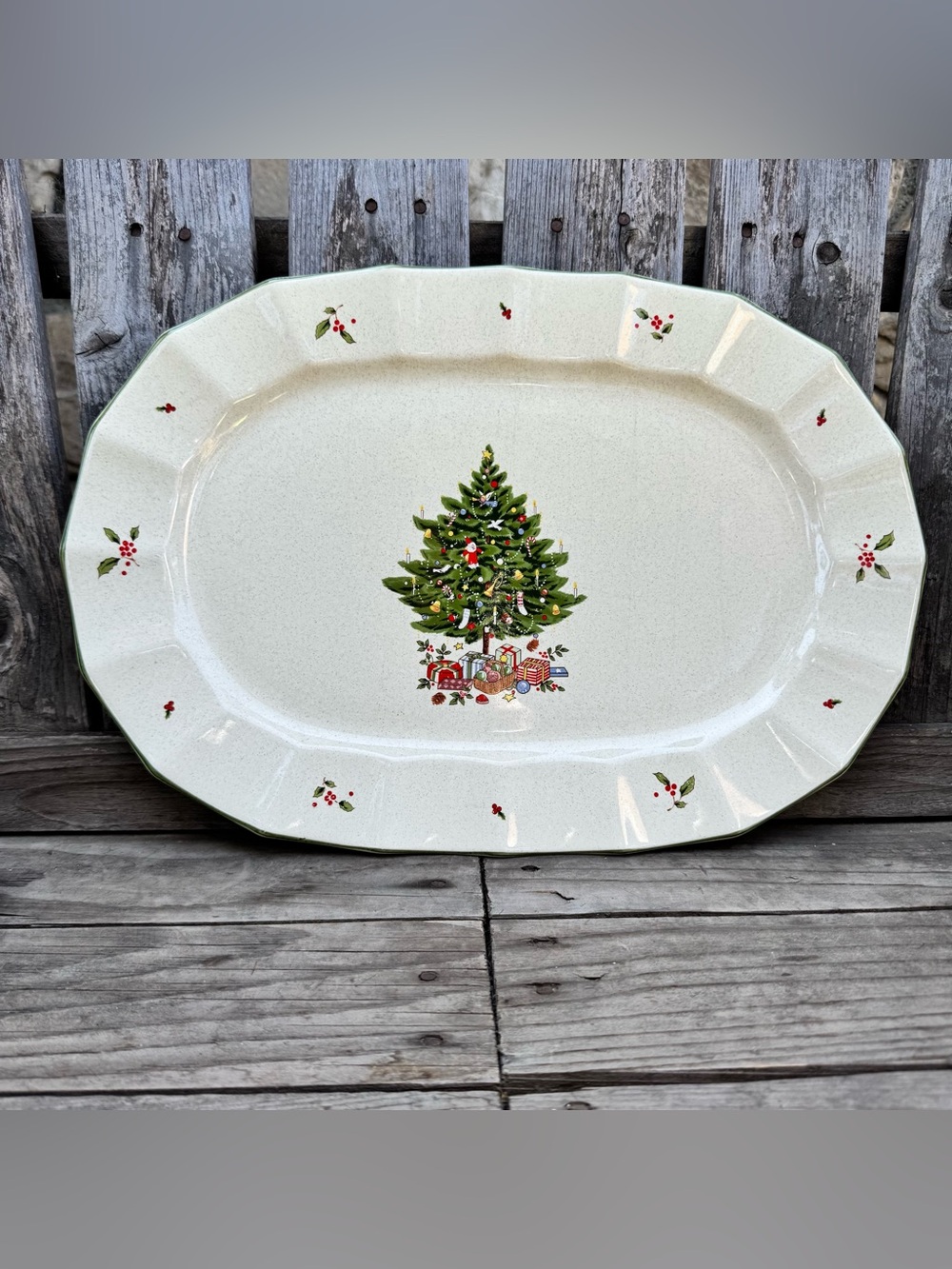 Vintage Studio Nova Christmas Platter 15" NY102